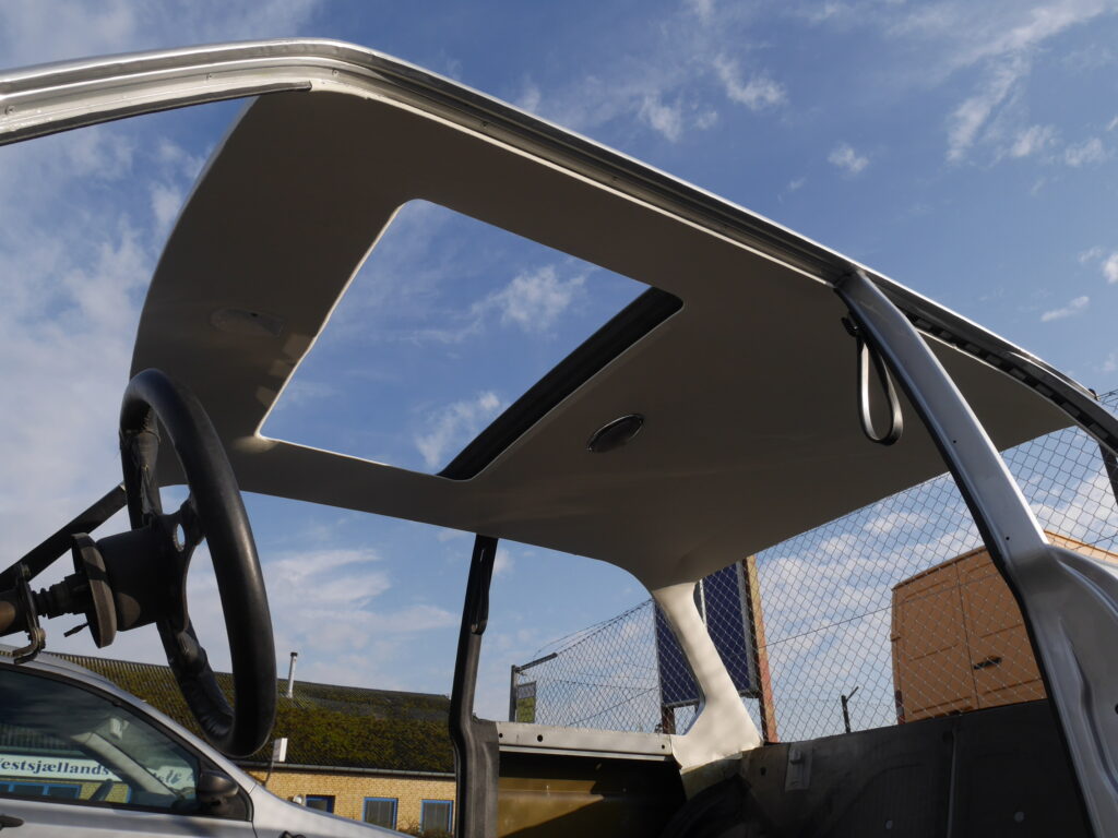 06 – Ny pvc himmel monteret BMW 2002 Turbo